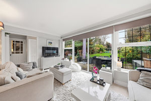 Photo 21- click for photo gallery